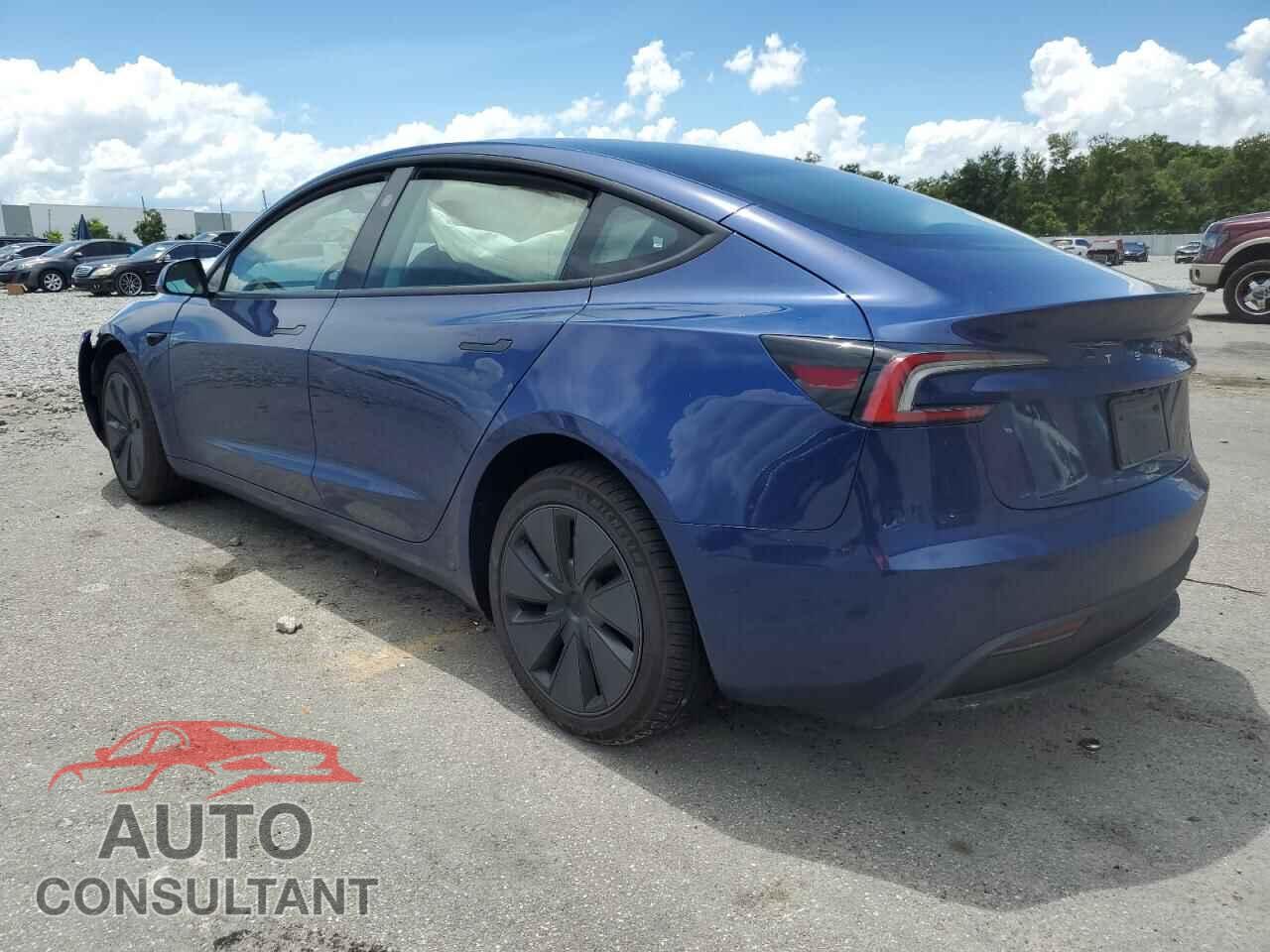 TESLA MODEL 3 2025 - 5YJ3E1EA0SF983837