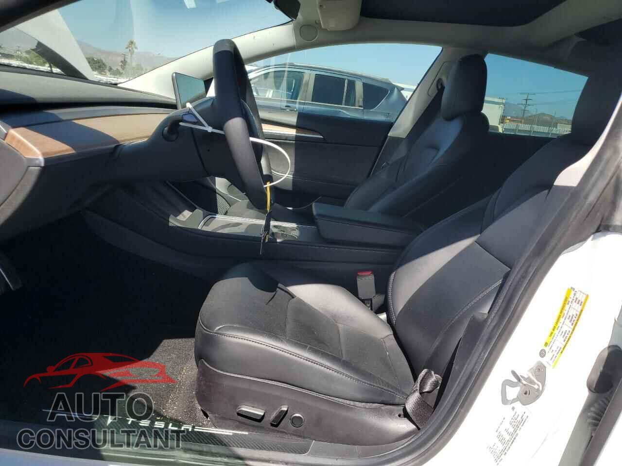 TESLA MODEL 3 2021 - 5YJ3E1EA8MF067233