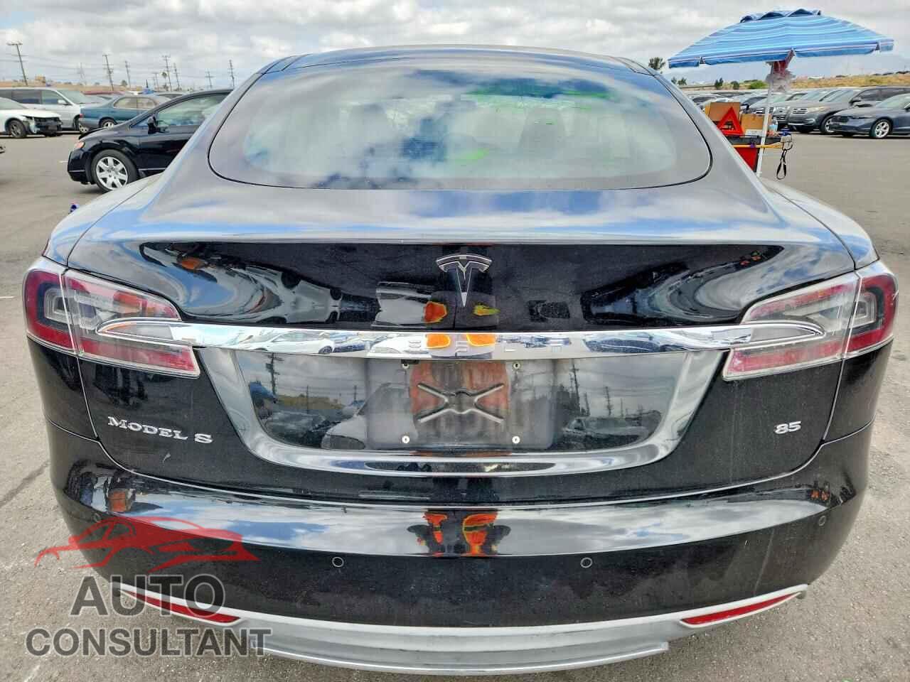 TESLA MODEL S 2013 - 5YJSA1CN2DFP28025