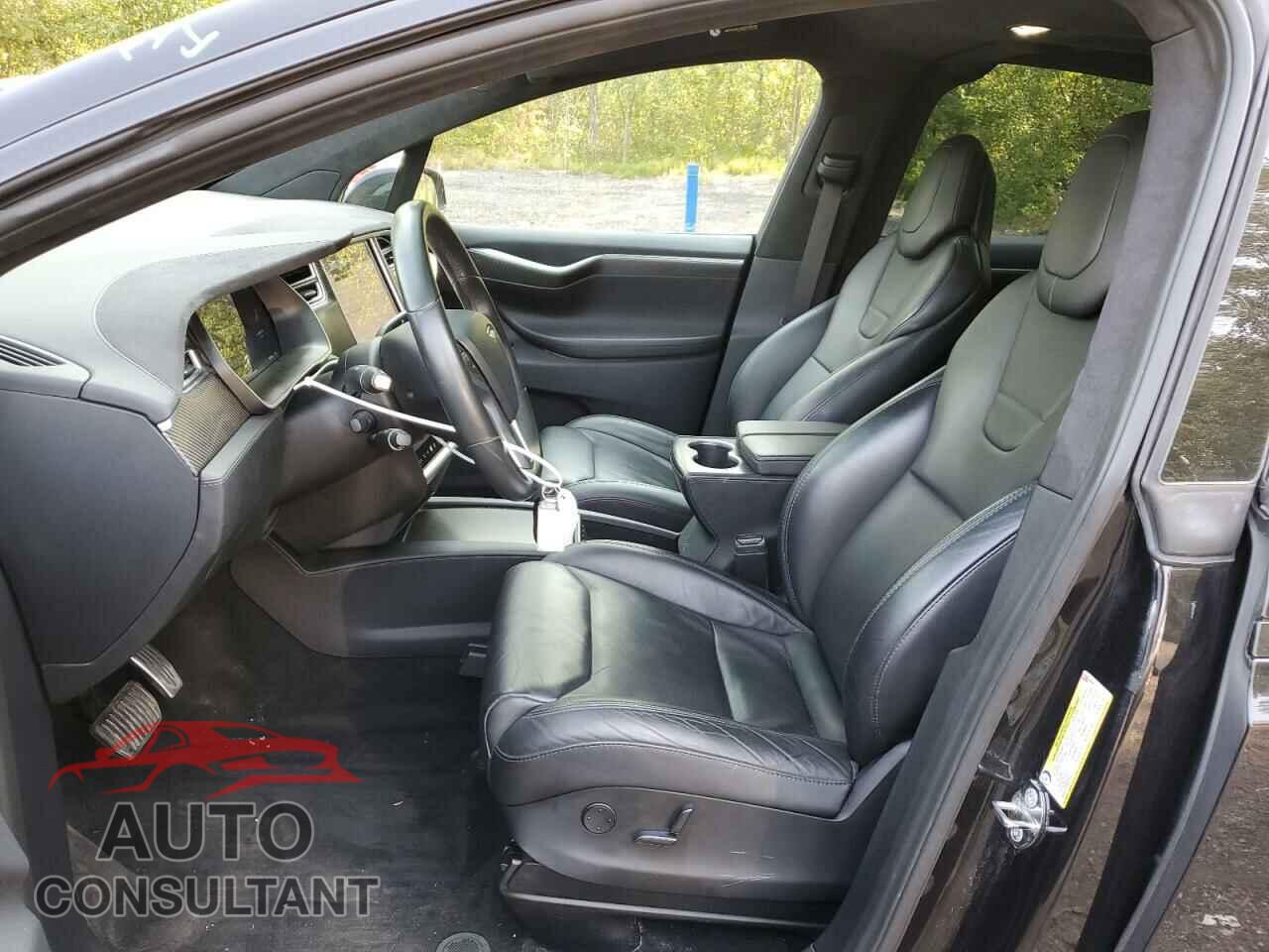 TESLA MODEL X 2017 - 5YJXCBE21HF053461