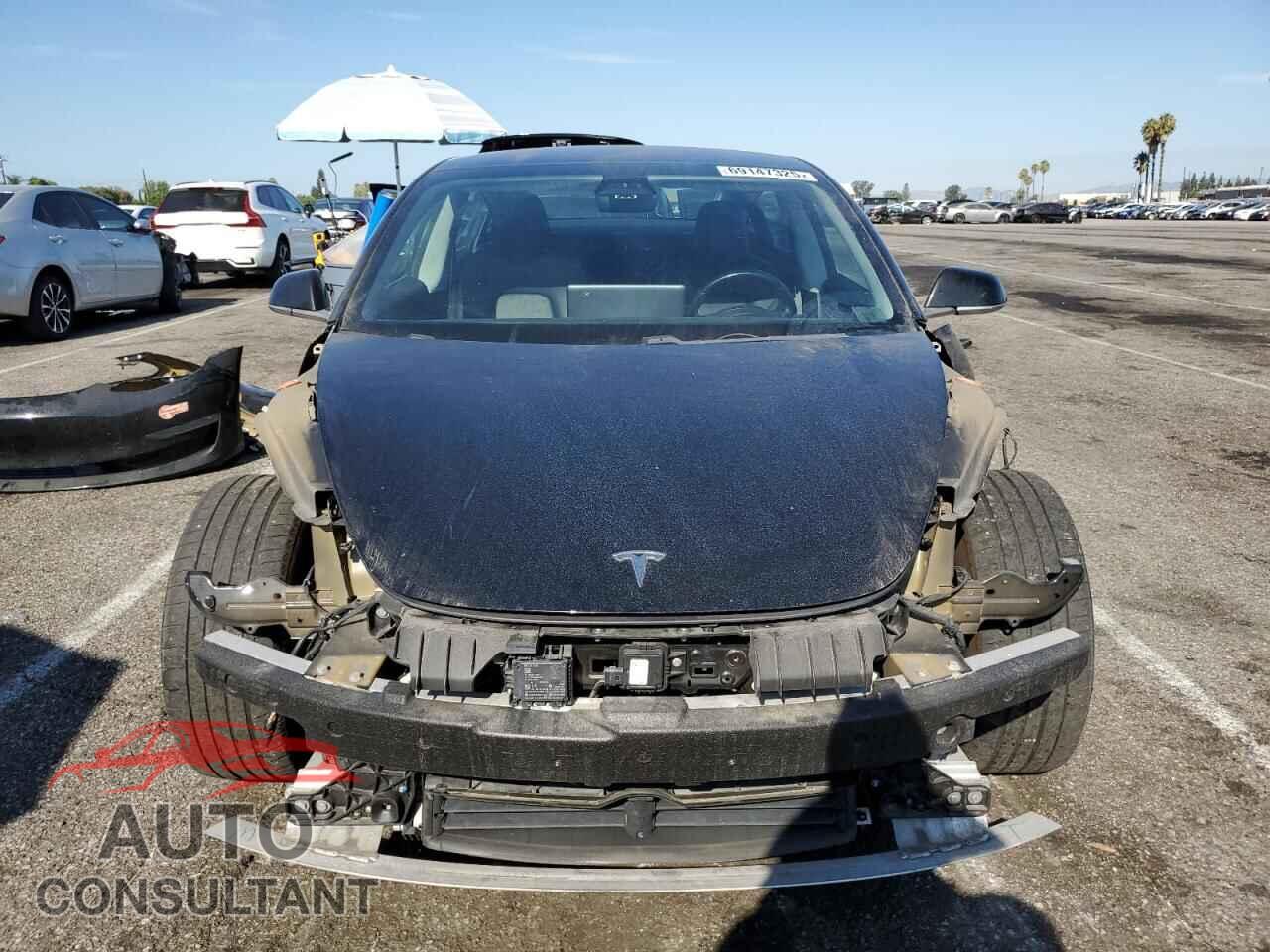 TESLA MODEL 3 2018 - 5YJ3E1EA9JF040604