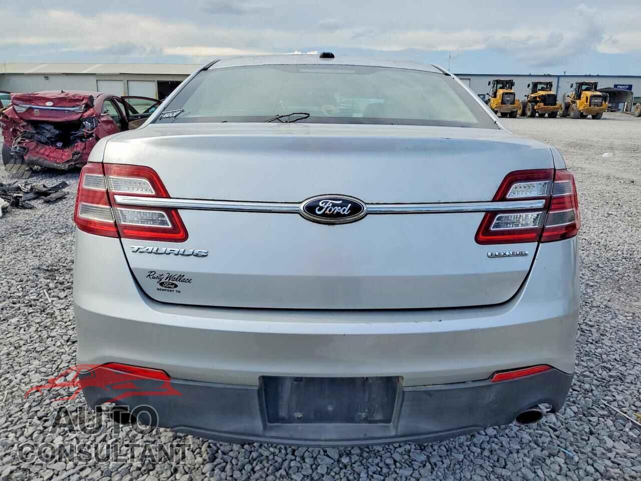 FORD TAURUS 2014 - 1FAHP2D82EG124513