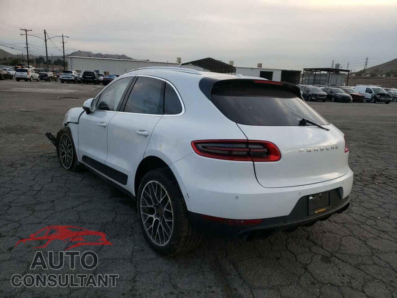 PORSCHE MACAN 2016 - WP1AB2A57GLB43765