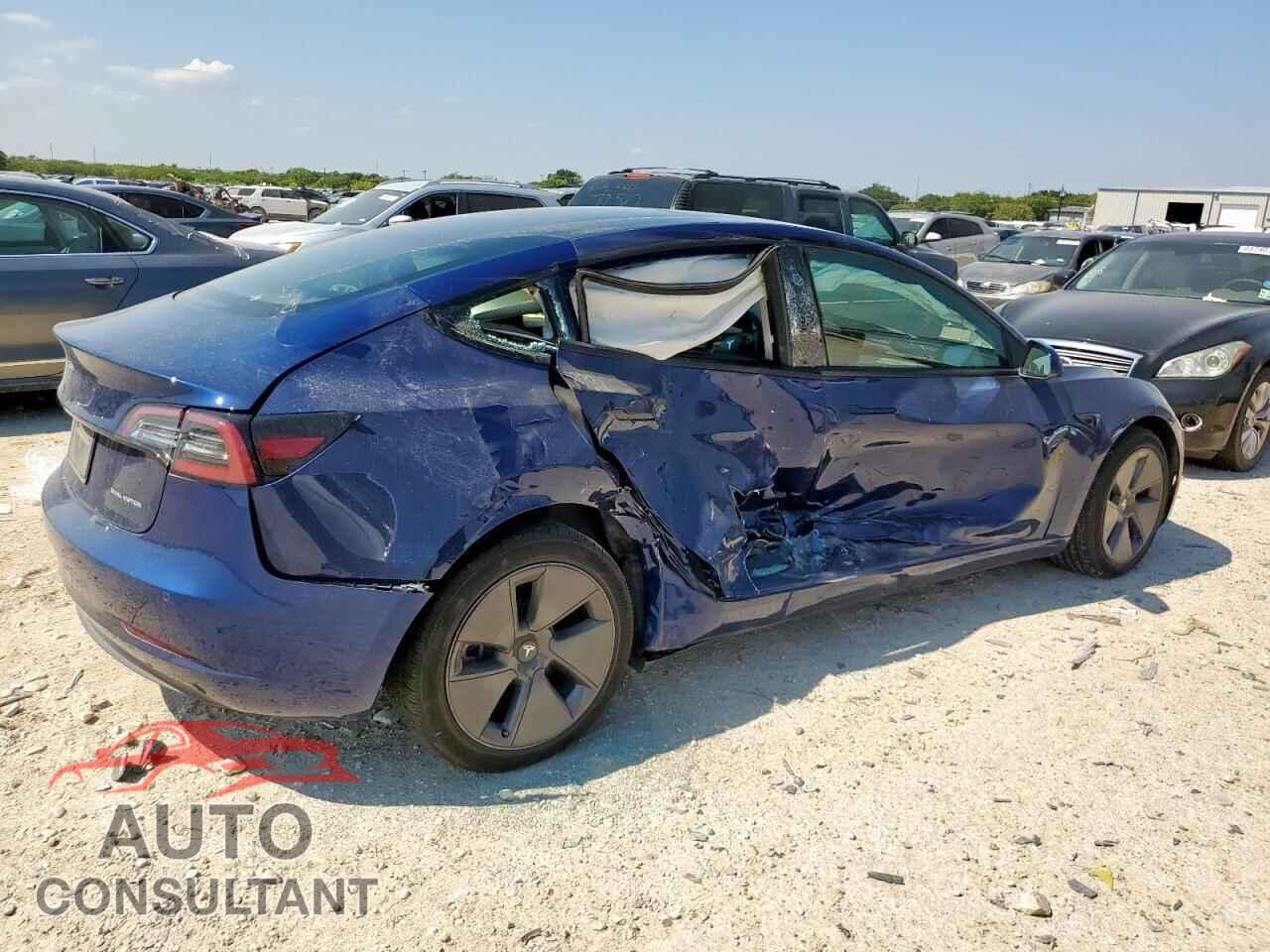 TESLA MODEL 3 2022 - 5YJ3E1EB5NF263690