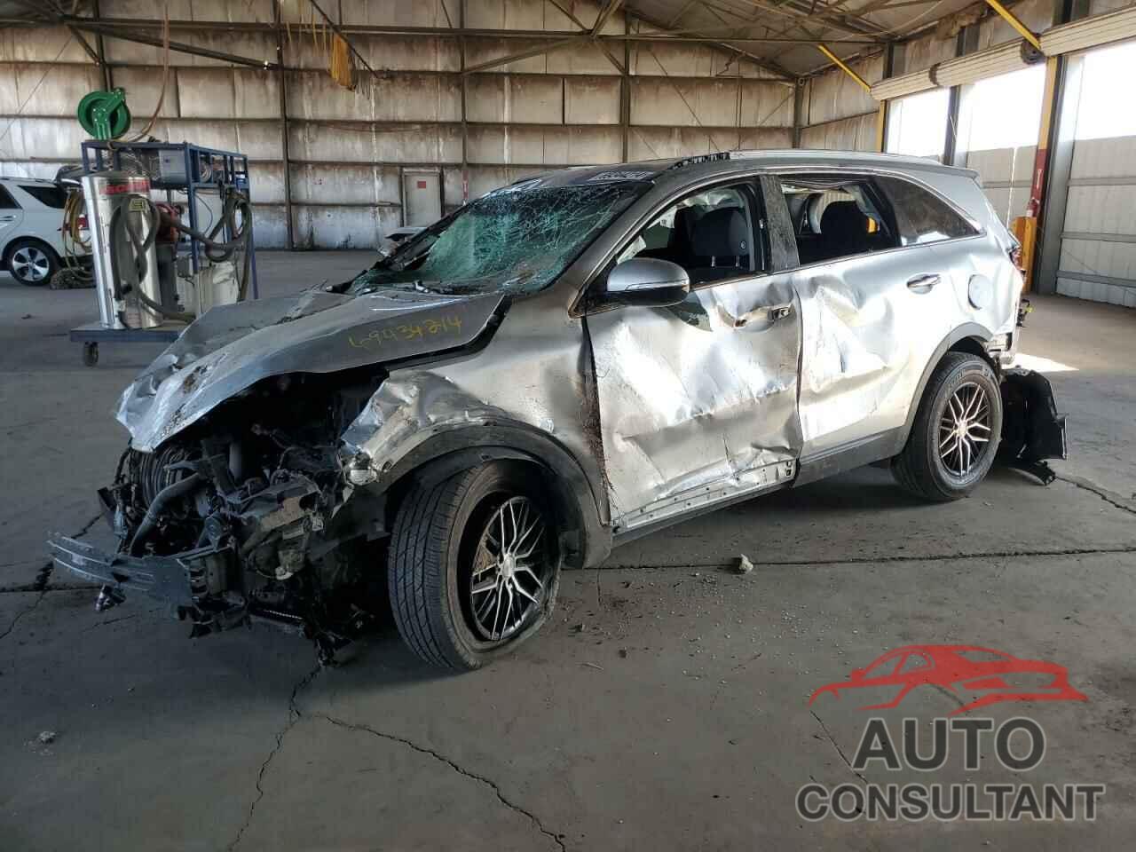 KIA SORENTO 2019 - 5XYPG4A35KG439296