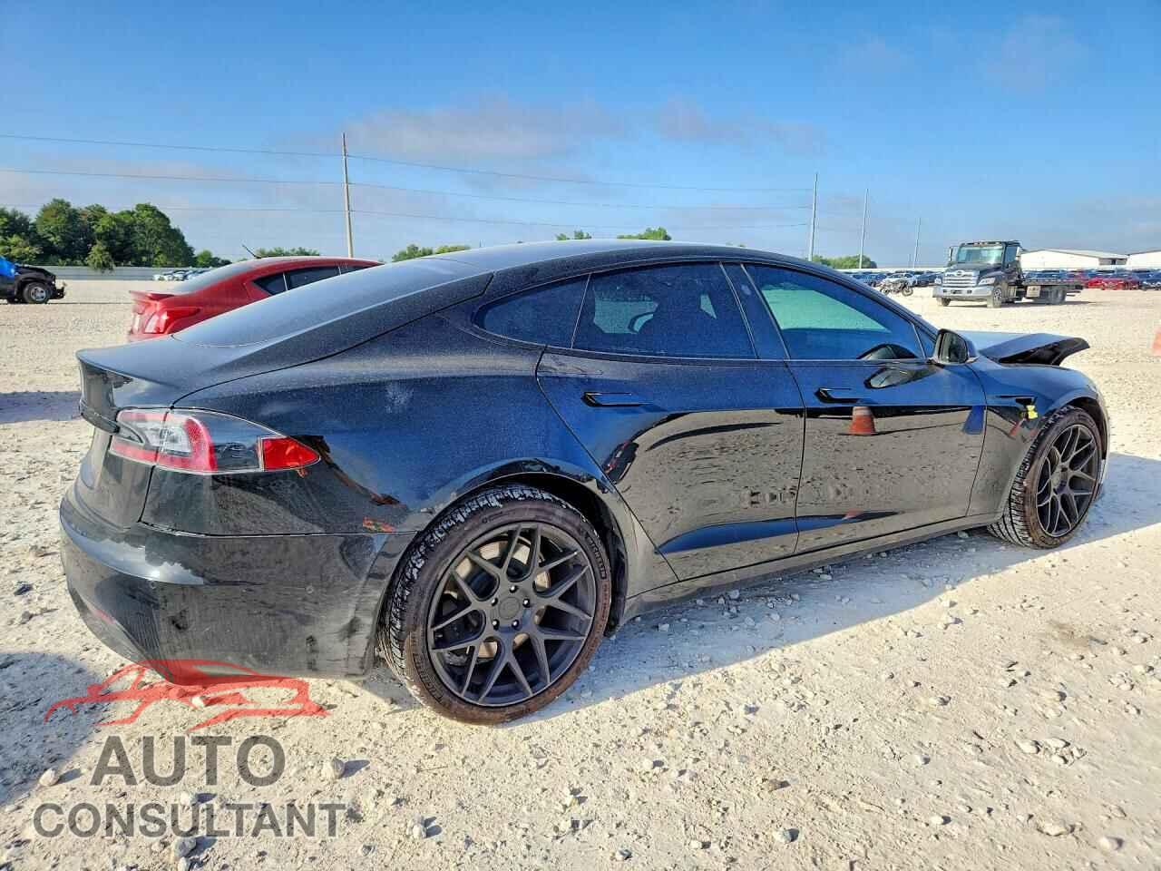 TESLA MODEL S 2021 - 5YJSA1E55MF438200