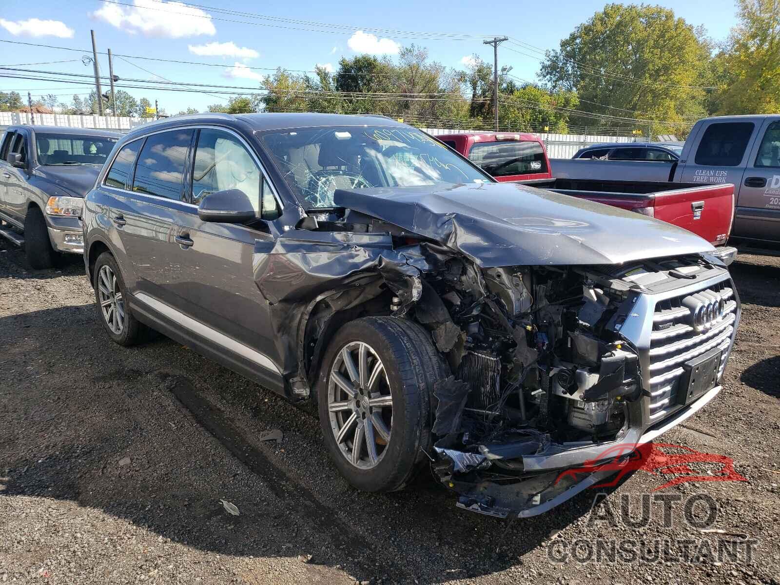 AUDI Q7 2018 - WA1LAAF73JD050934