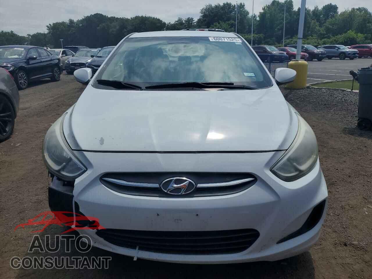 HYUNDAI ACCENT 2017 - KMHCT4AE9HU363256
