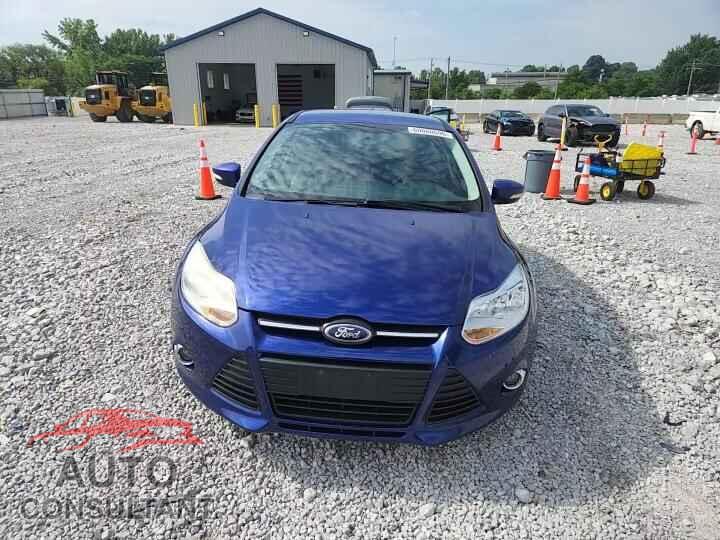 FORD FOCUS 2014 - 1FADP3F24EL330727