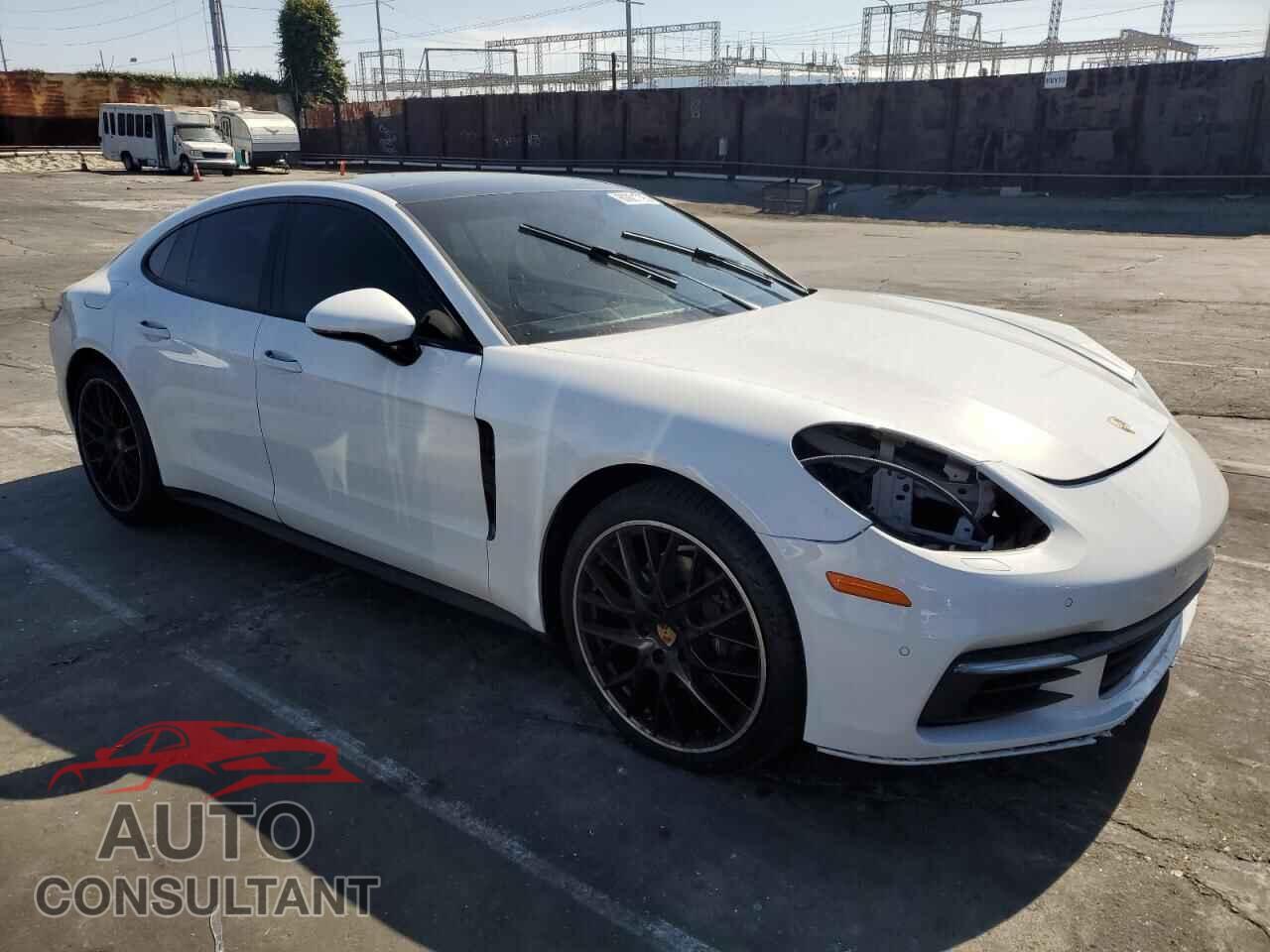 PORSCHE PANAMERA 2017 - WP0AA2A71HL103883