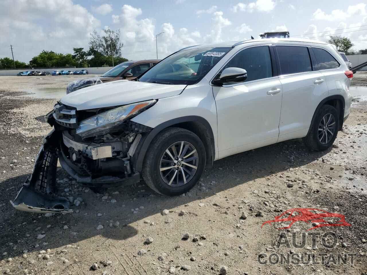 TOYOTA HIGHLANDER 2017 - 5TDJZRFH2HS397442