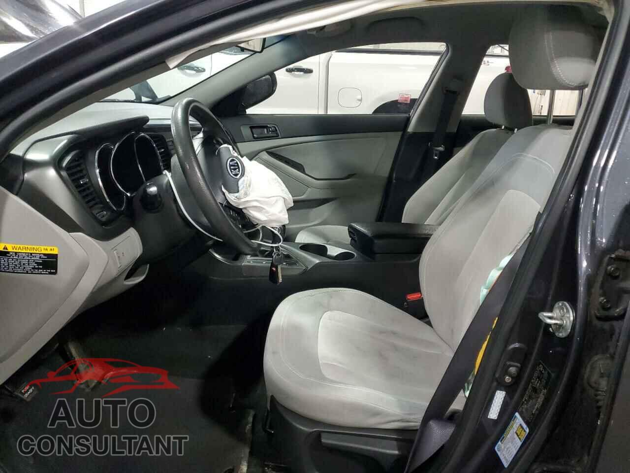 KIA OPTIMA 2011 - KNAGM4A75B5080016