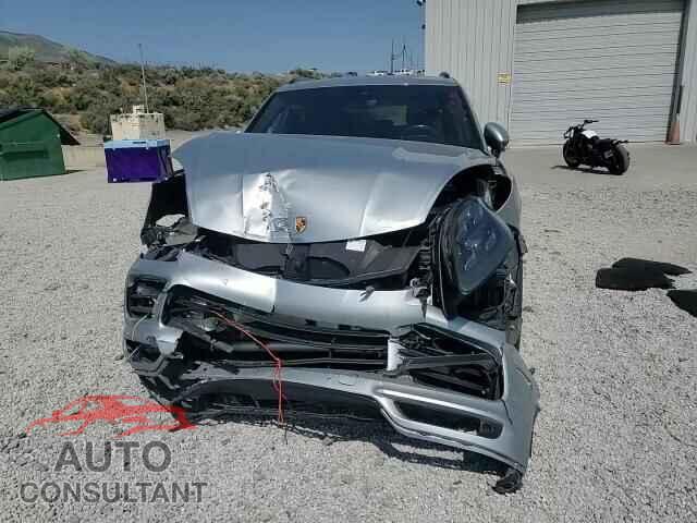 PORSCHE CAYENNE 2020 - WP1AA2AY5LDA05207