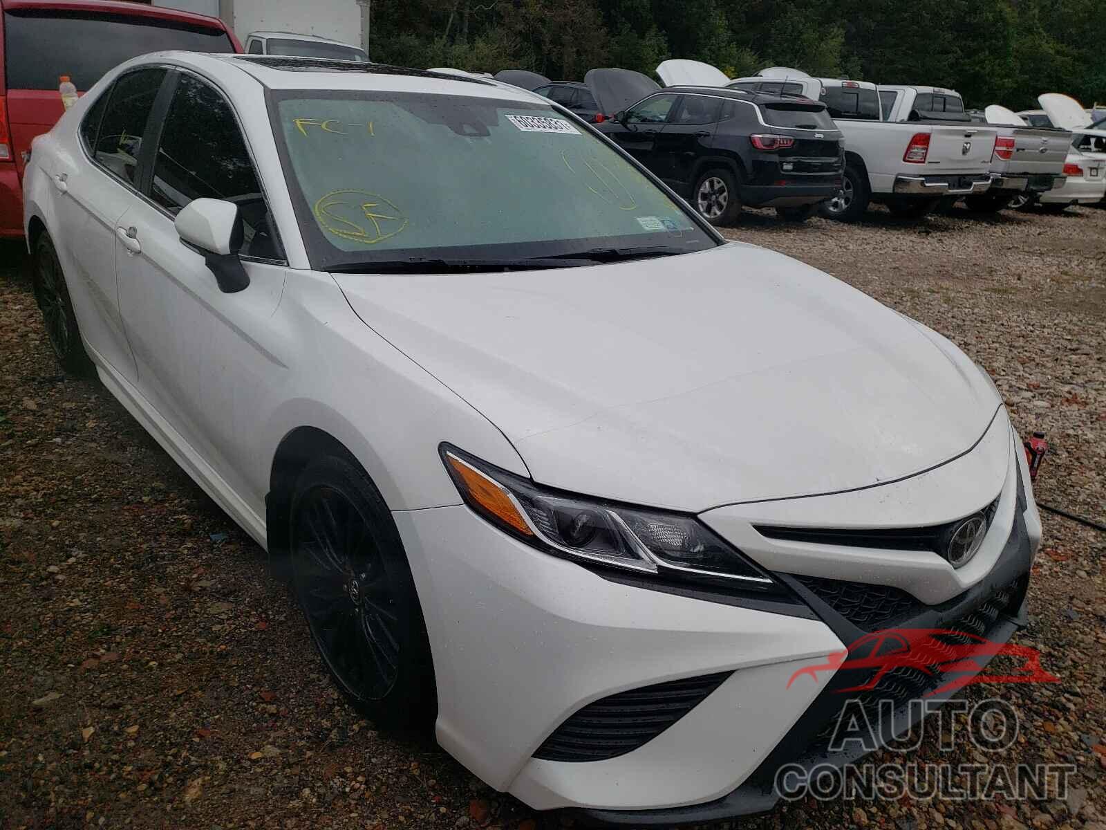 TOYOTA CAMRY 2019 - 4T1B11HK4KU819019