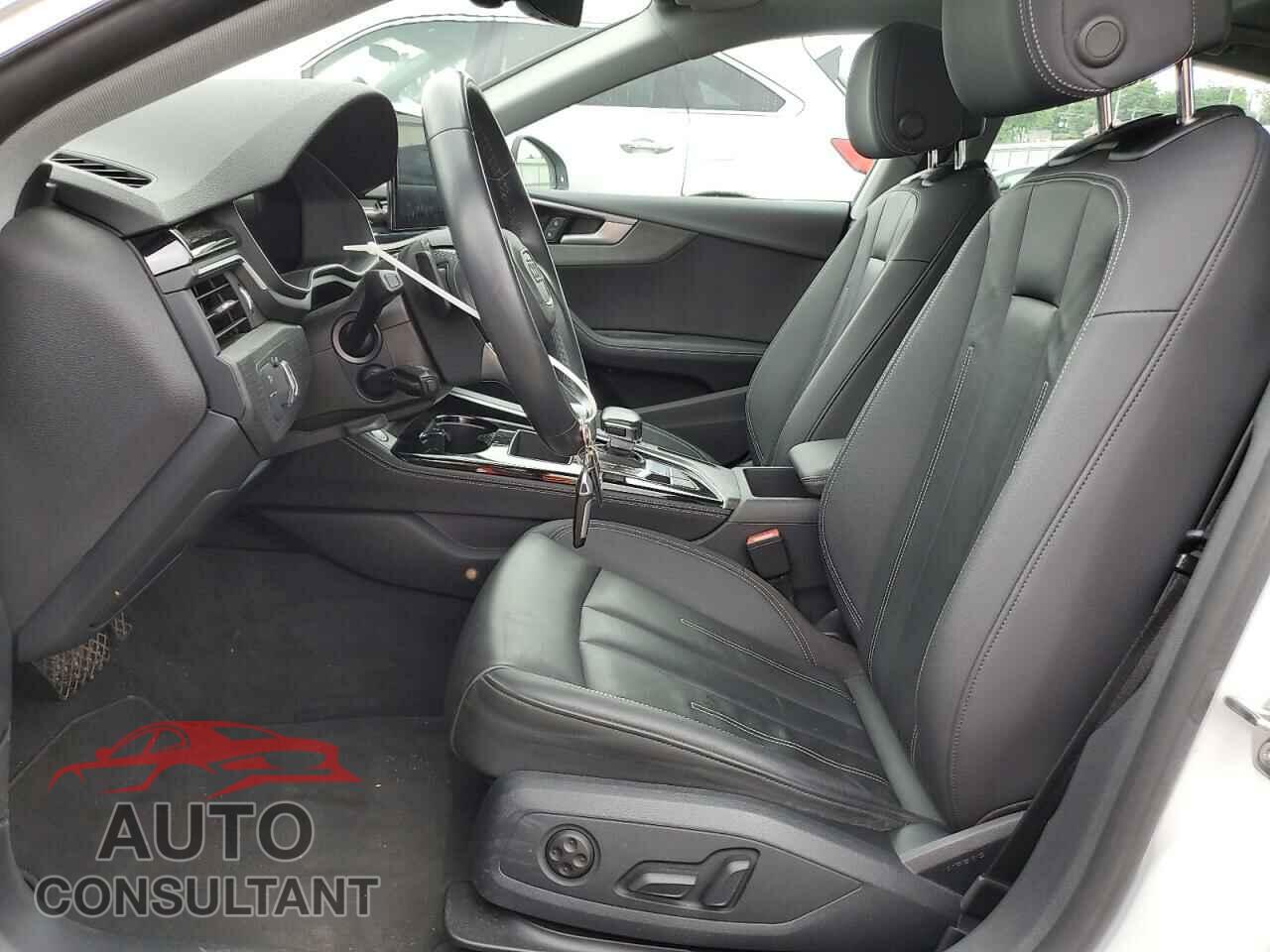AUDI A5 2021 - WAUCBCF54MA017392