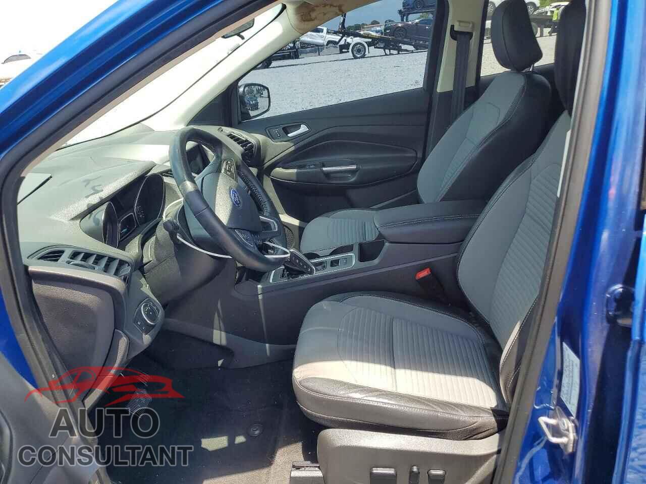 FORD ESCAPE 2019 - 1FMCU0GD3KUC20475