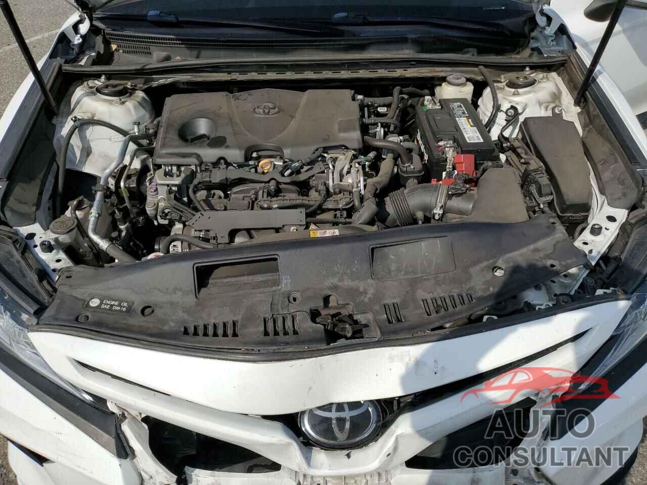 TOYOTA CAMRY 2018 - 4T1B11HK2JU081381