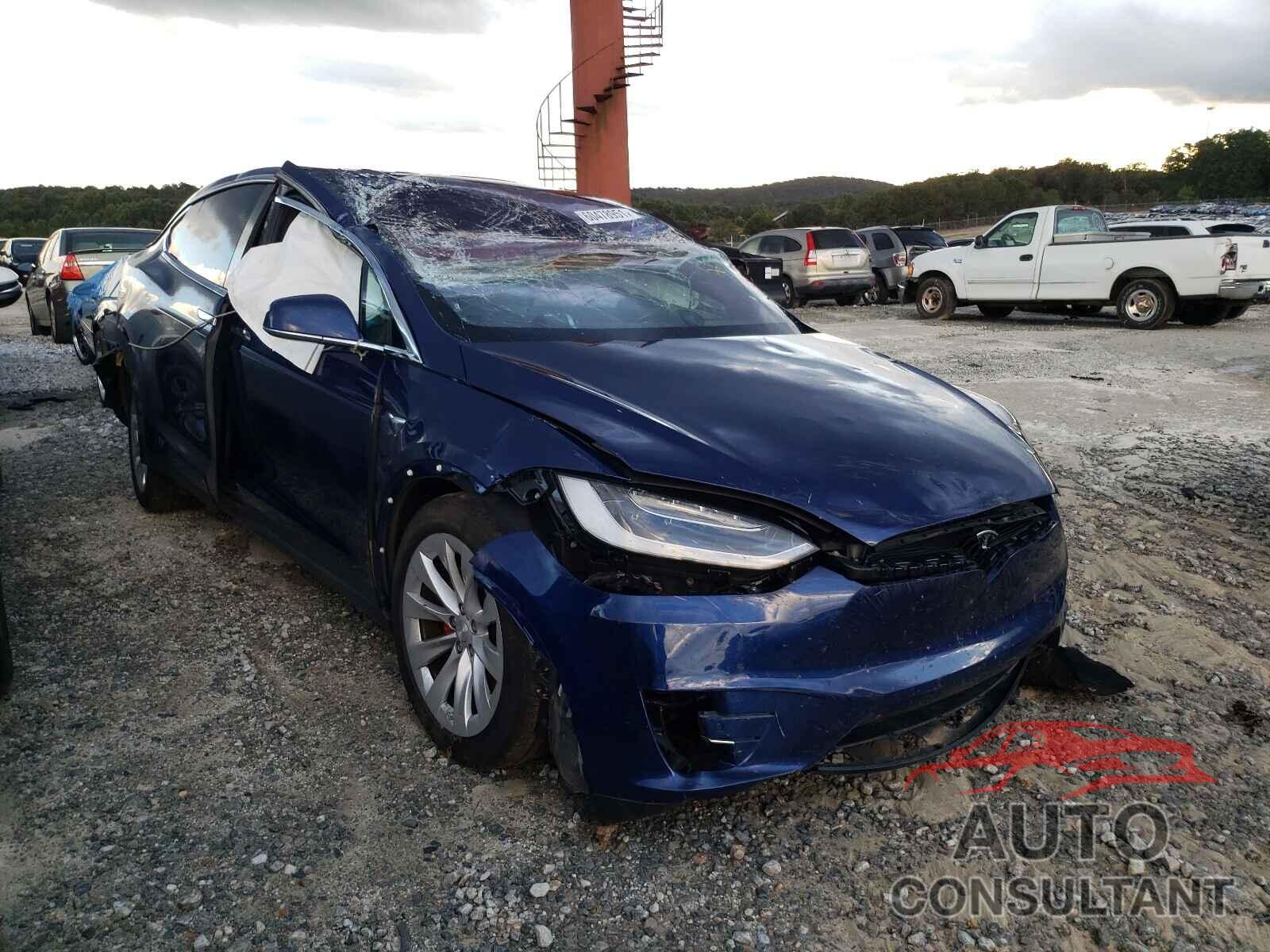 TESLA MODEL X 2016 - 5YJXCBE42GF027936