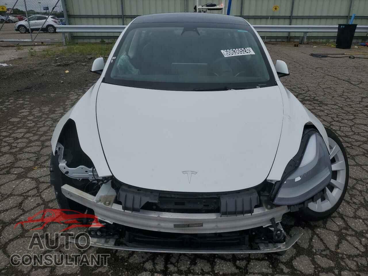 TESLA MODEL 3 2022 - 5YJ3E1EA3NF303823