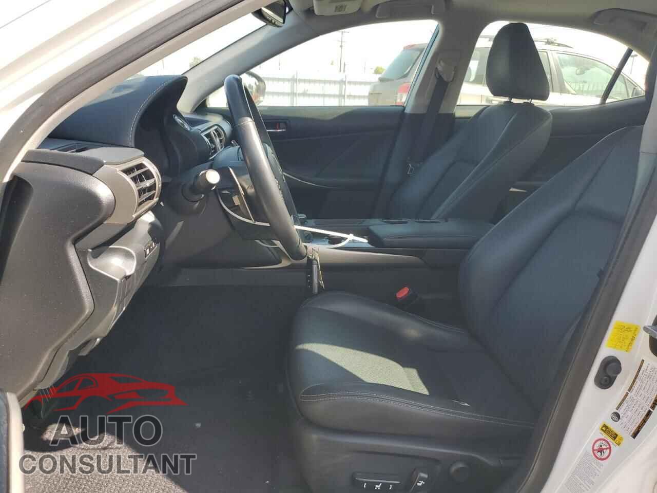 LEXUS IS 2014 - JTHBF1D23E5041188