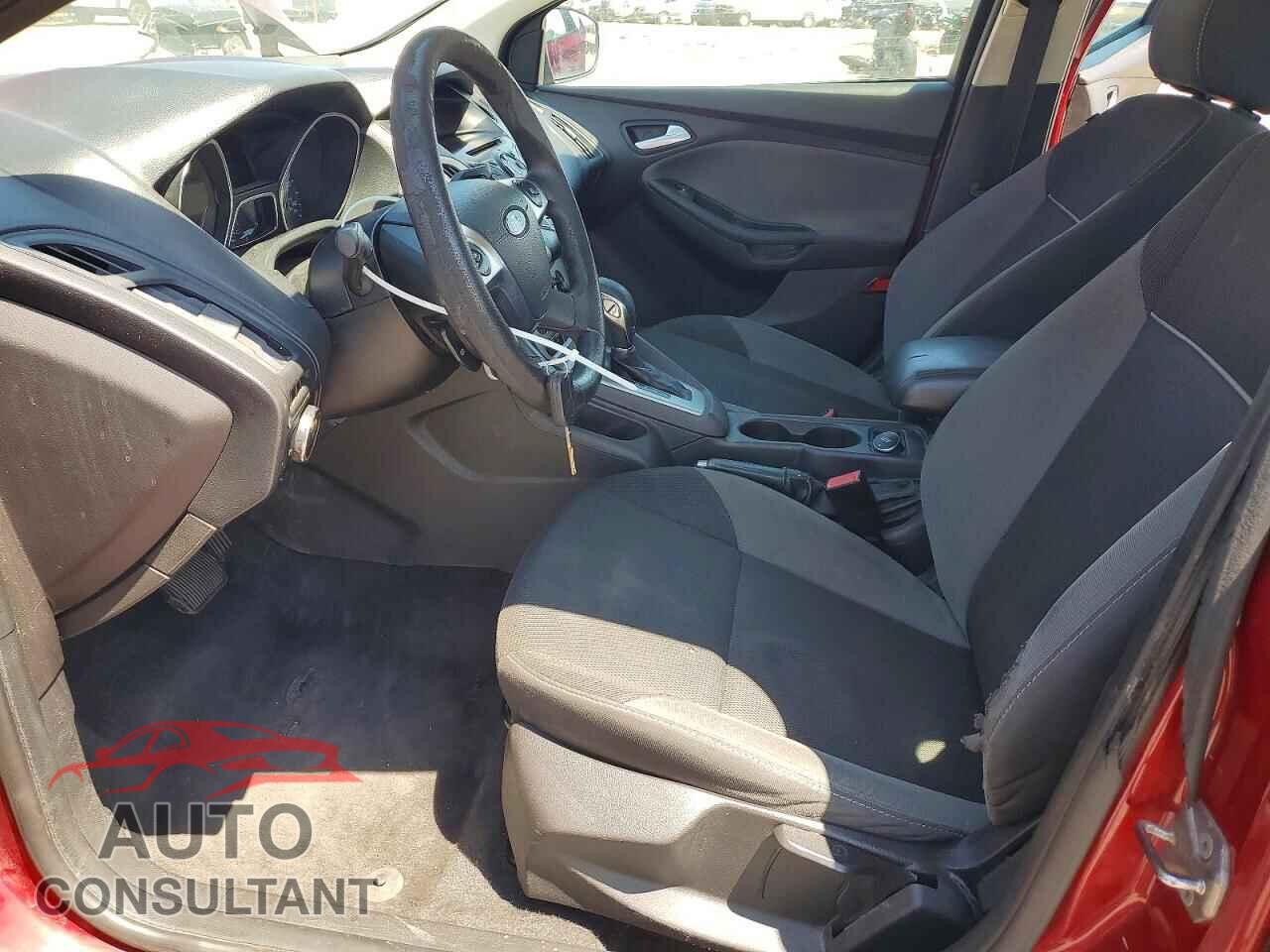 FORD FOCUS 2013 - 1FADP3F22DL338033
