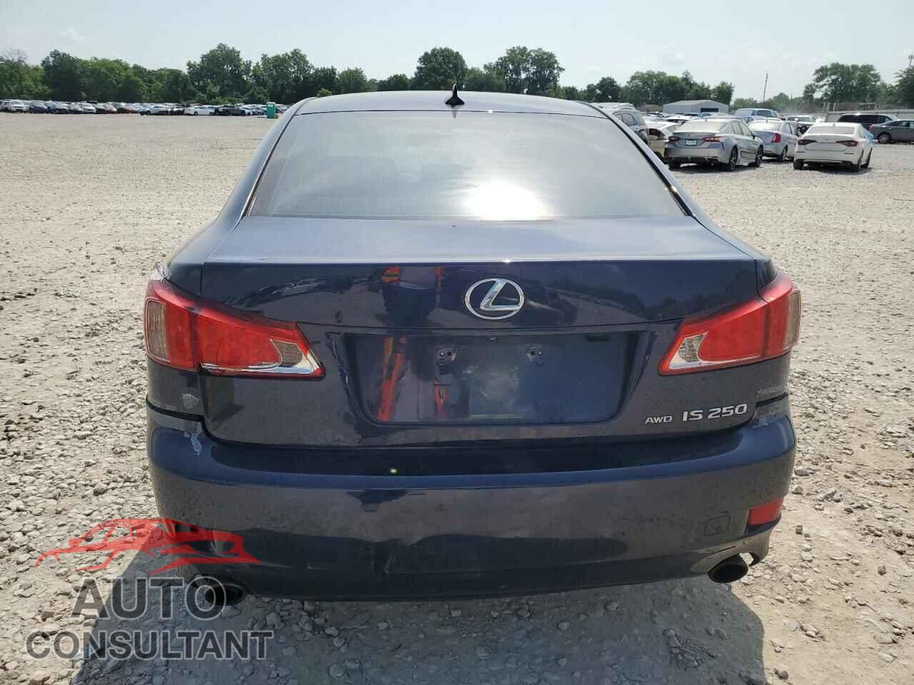 LEXUS IS 2011 - JTHCF5C26B5045387