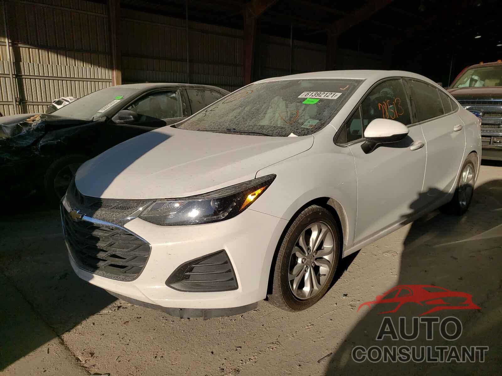 CHEVROLET CRUZE 2019 - 1G1BE5SM9K7107557