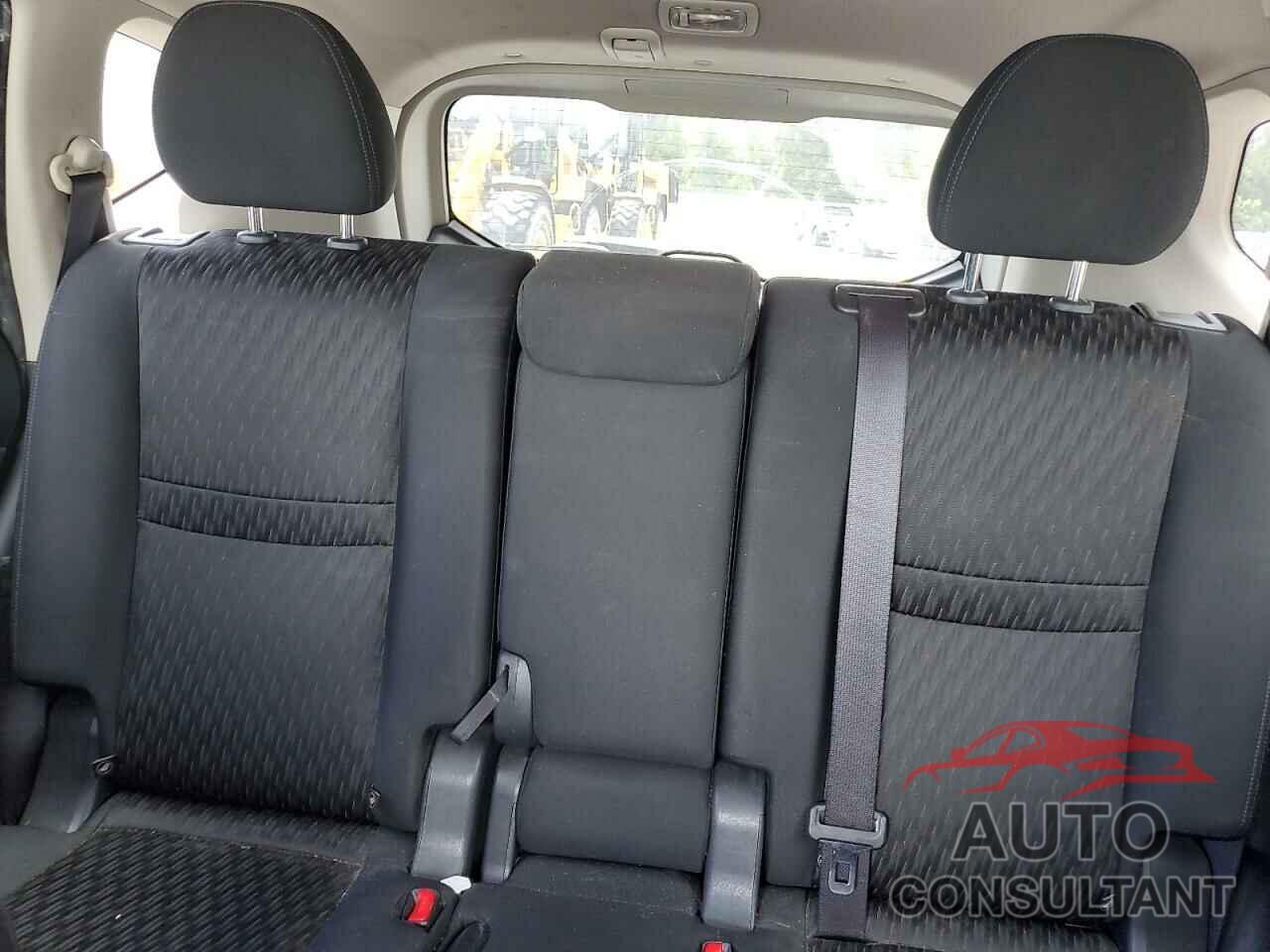 NISSAN ROGUE 2018 - KNMAT2MT8JP535520
