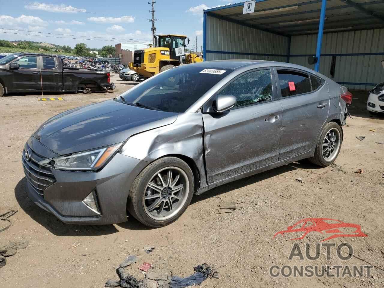 HYUNDAI ELANTRA 2019 - 5NPD74LF1KH487493