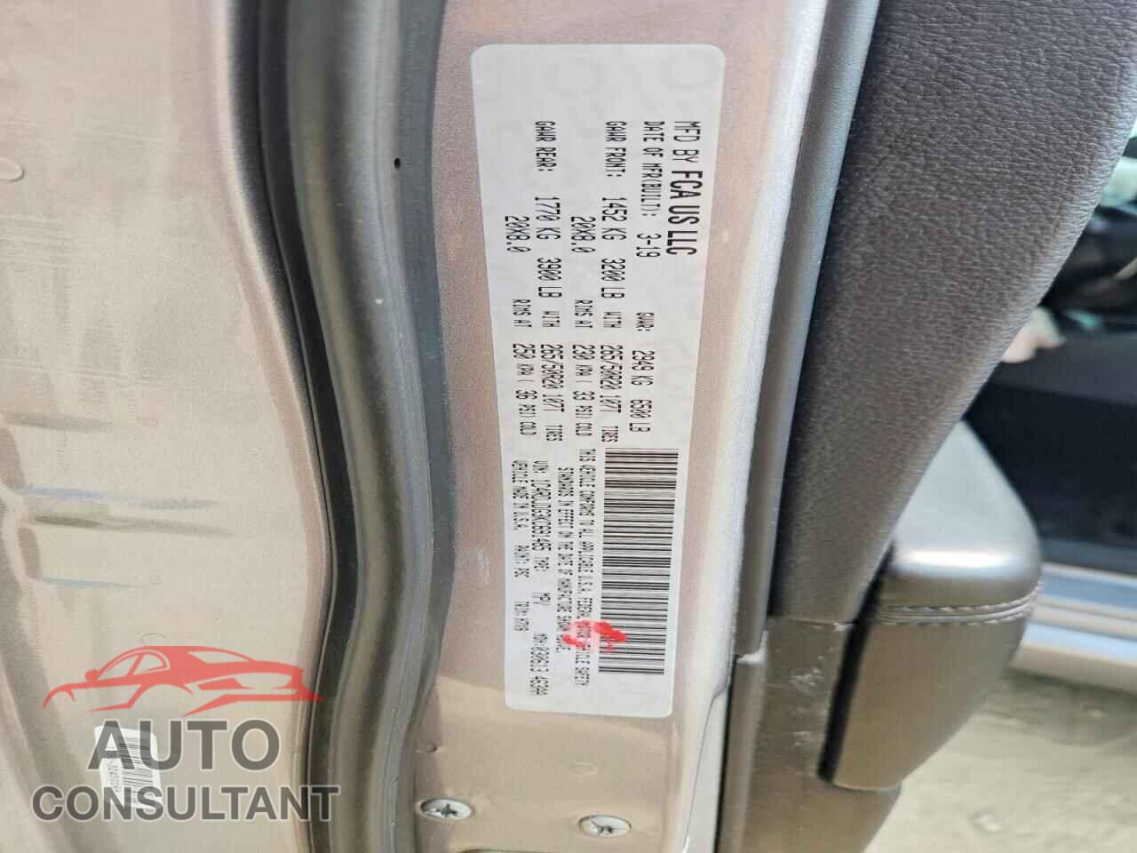 DODGE DURANGO 2019 - 1C4RDJDG3KC691485