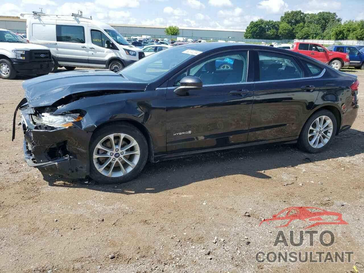 FORD FUSION 2019 - 3FA6P0LU0KR117087