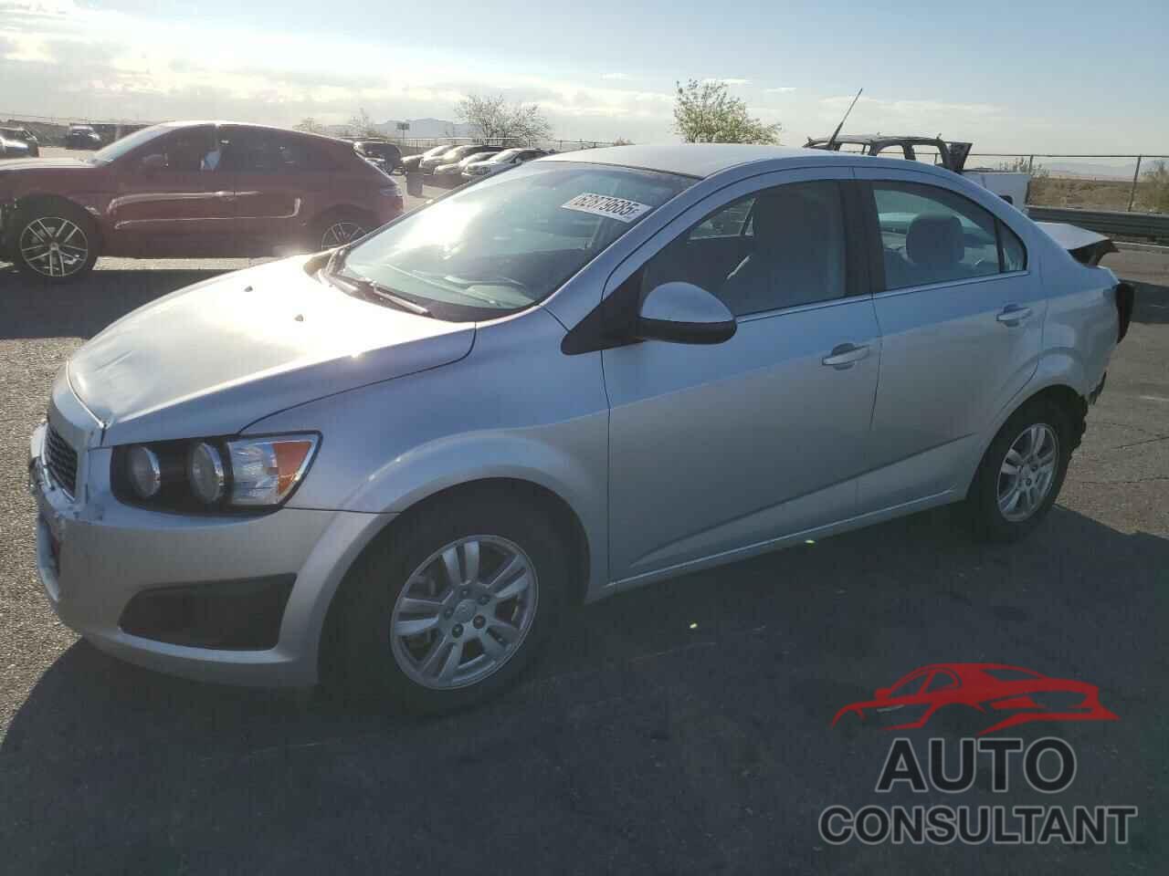 CHEVROLET SONIC 2013 - 1G1JC5SB4D4156816