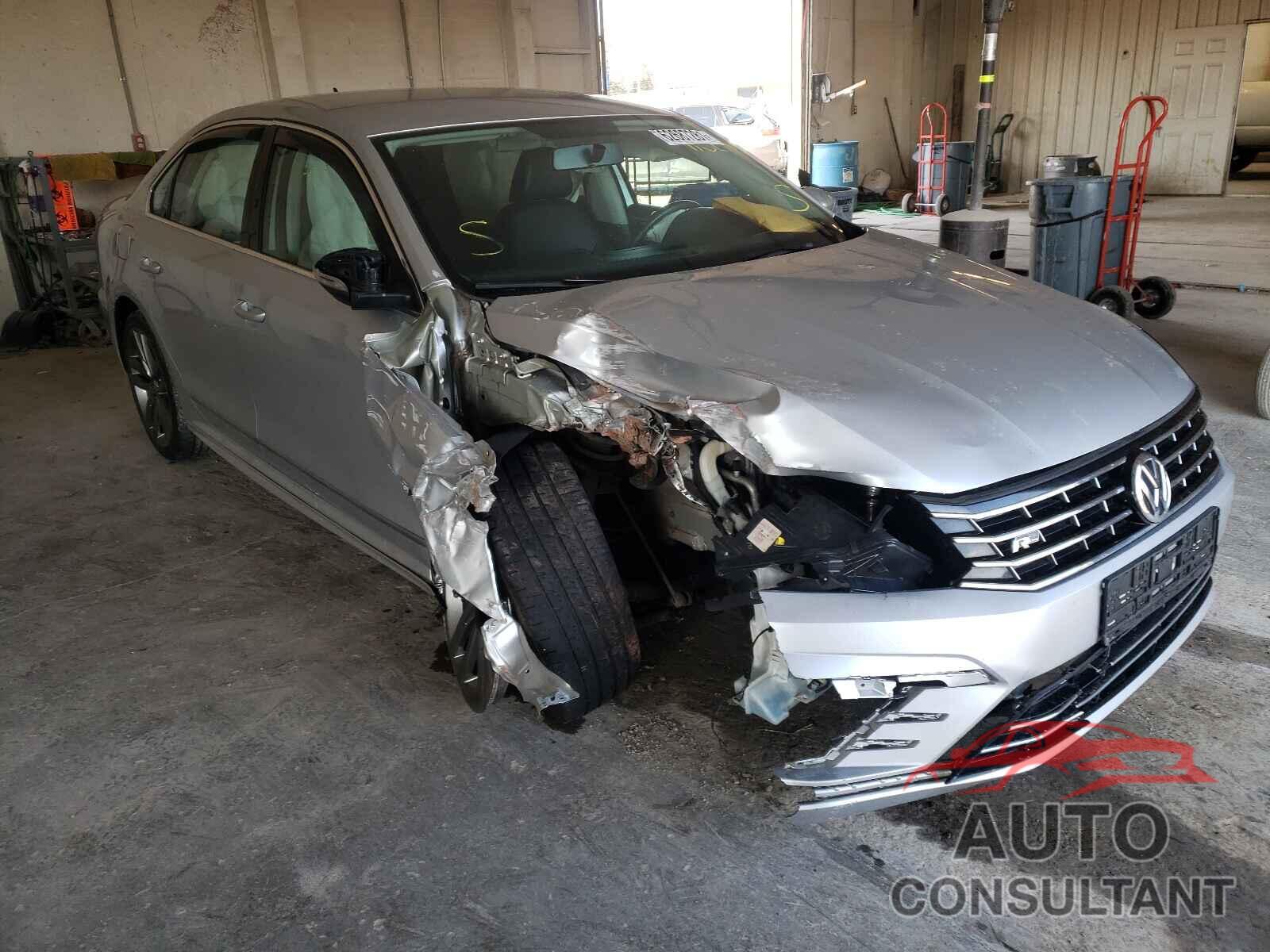 VOLKSWAGEN PASSAT 2016 - 1VWAT7A33GC041600