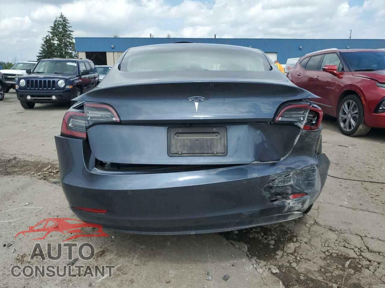 TESLA MODEL 3 2020 - 5YJ3E1EAXLF645749