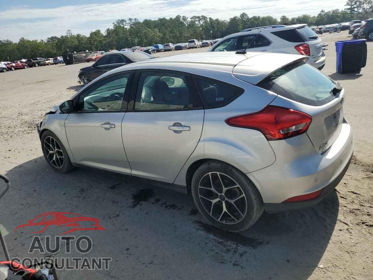 FORD FOCUS 2017 - 1FADP3M25HL224715
