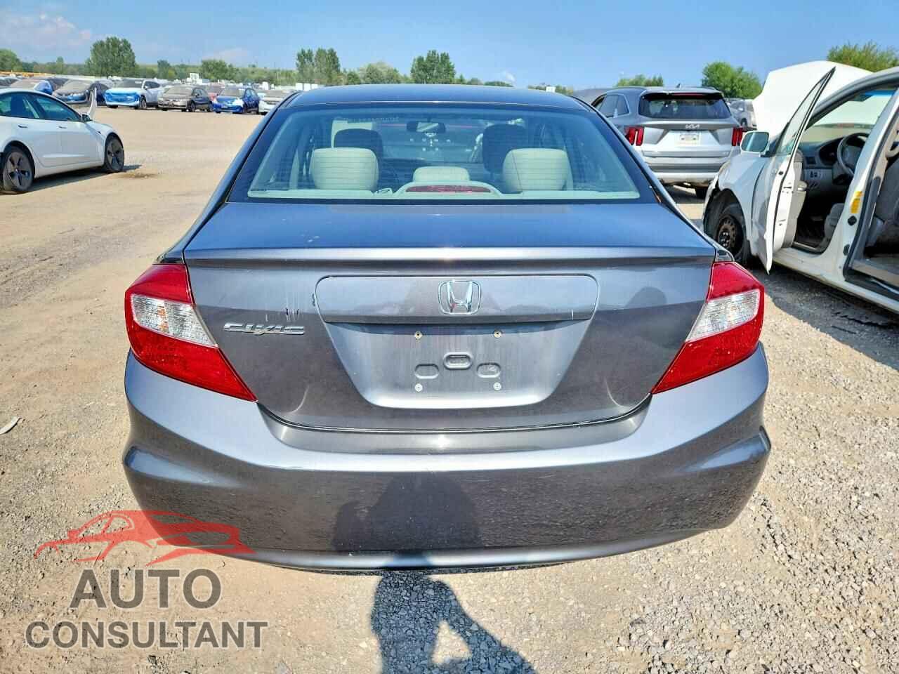 HONDA CIVIC 2012 - 2HGFB2F43CH025647