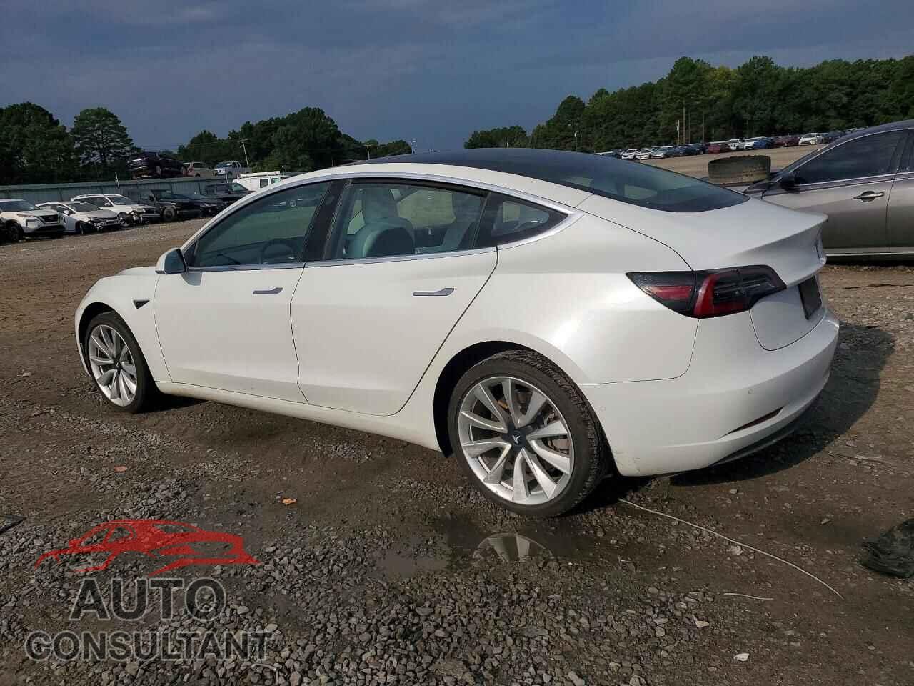 TESLA MODEL 3 2018 - 5YJ3E1EA6JF169657