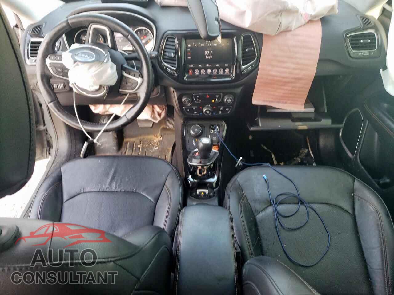 JEEP COMPASS 2021 - 3C4NJDCB4MT583365