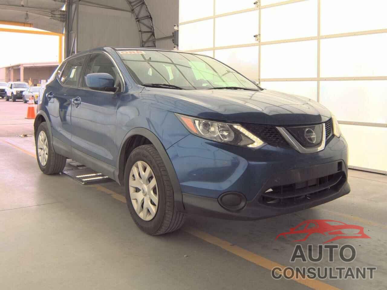 NISSAN ROGUE 2018 - JN1BJ1CR5JW292770