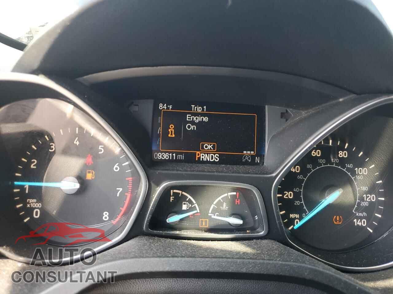 FORD ESCAPE 2017 - 1FMCU9GD9HUE19964