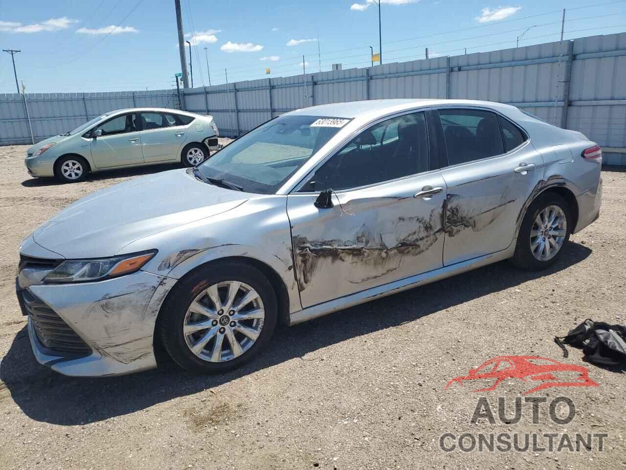 TOYOTA CAMRY 2018 - 4T1B11HK4JU500766
