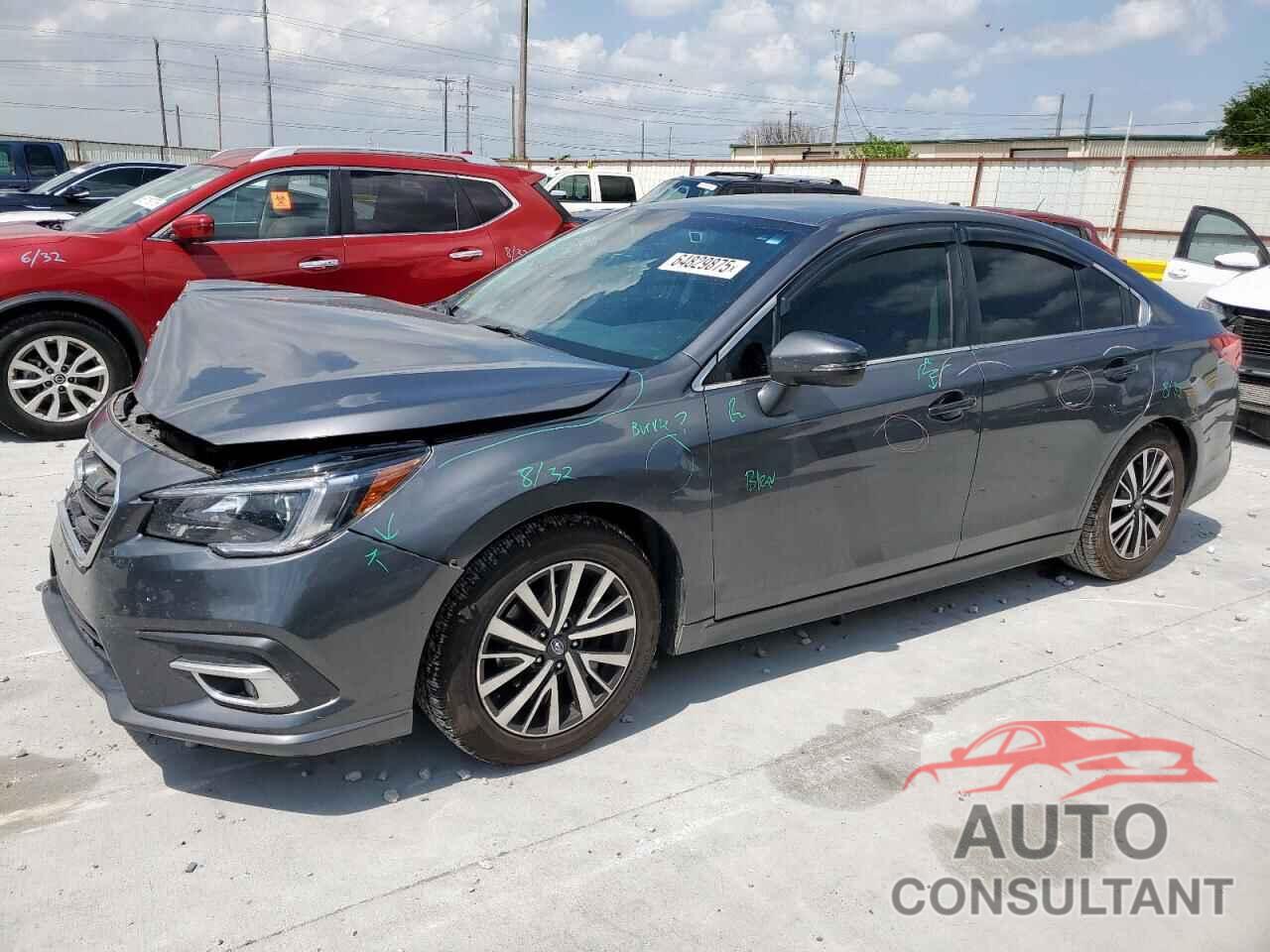 SUBARU LEGACY 2018 - 4S3BNAF68J3039608