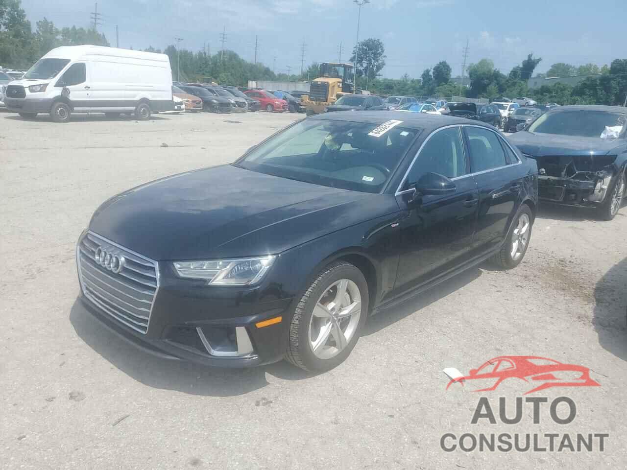 AUDI A4 2019 - WAUDNAF46KA045618