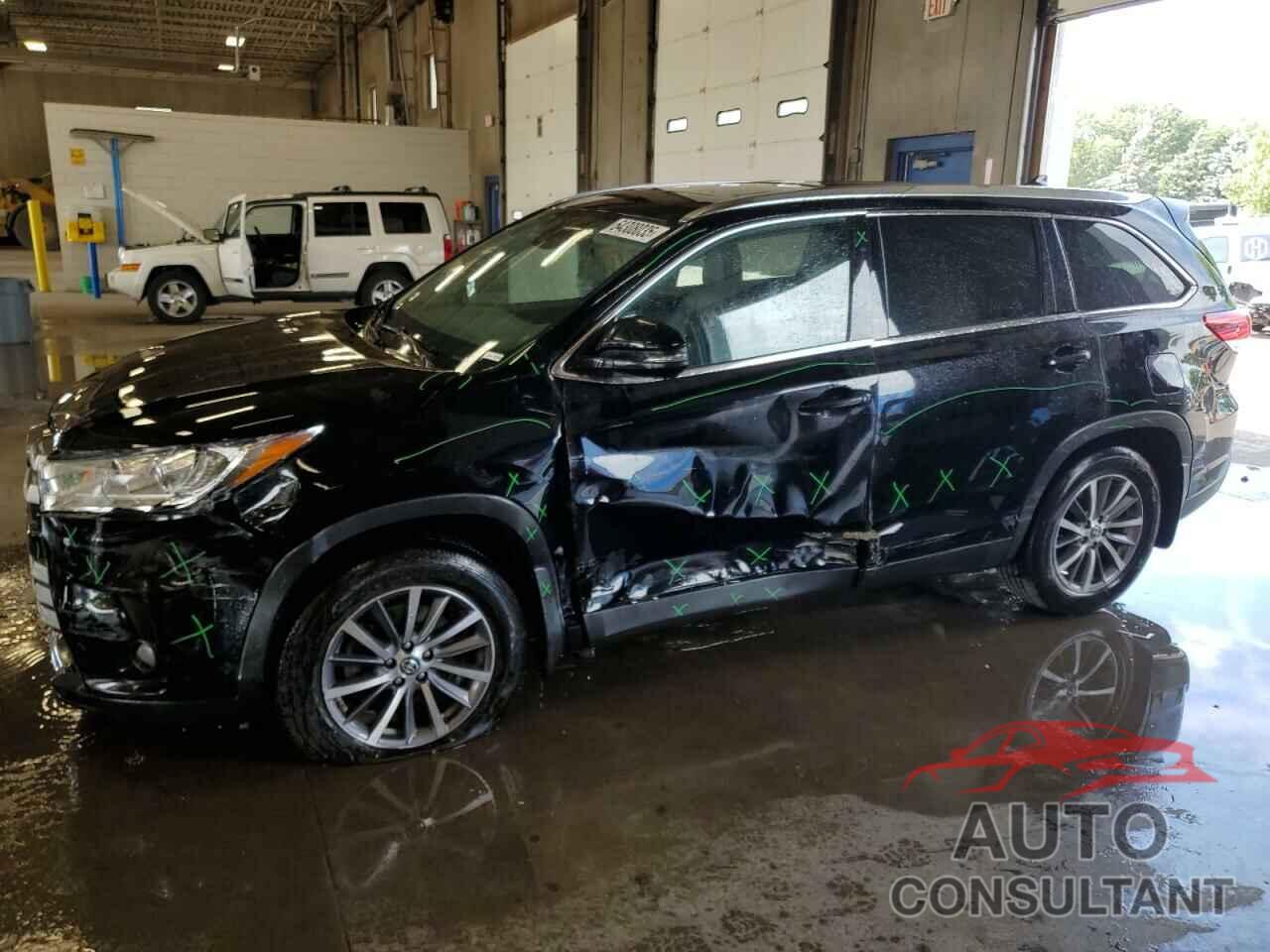 TOYOTA HIGHLANDER 2019 - 5TDJZRFHXKS922822