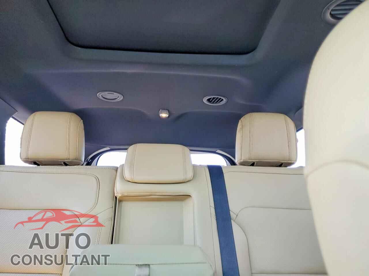 FORD EXPLORER 2016 - 1FM5K7F82GGB02273