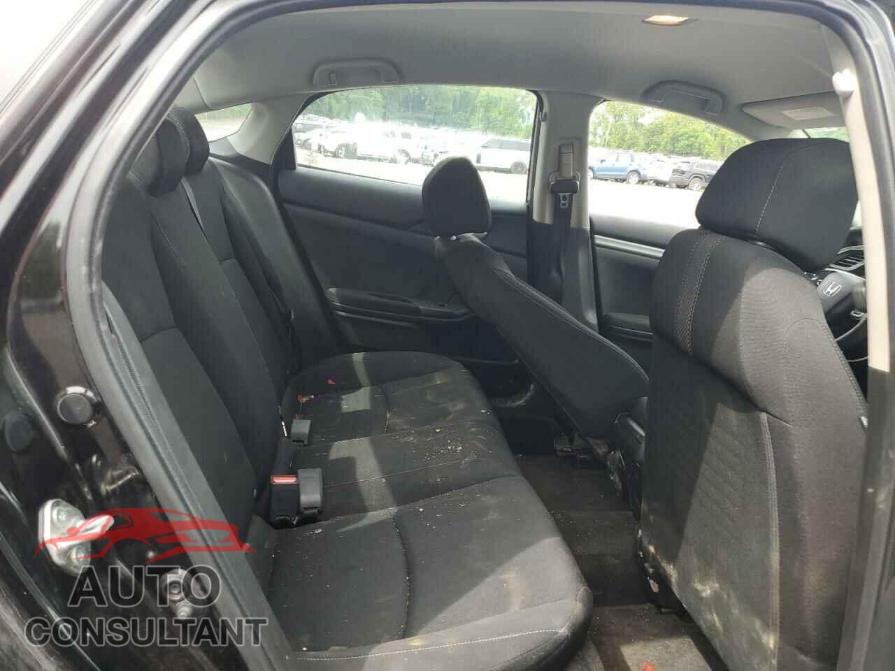 HONDA CIVIC 2019 - 2HGFC2F63KH520136