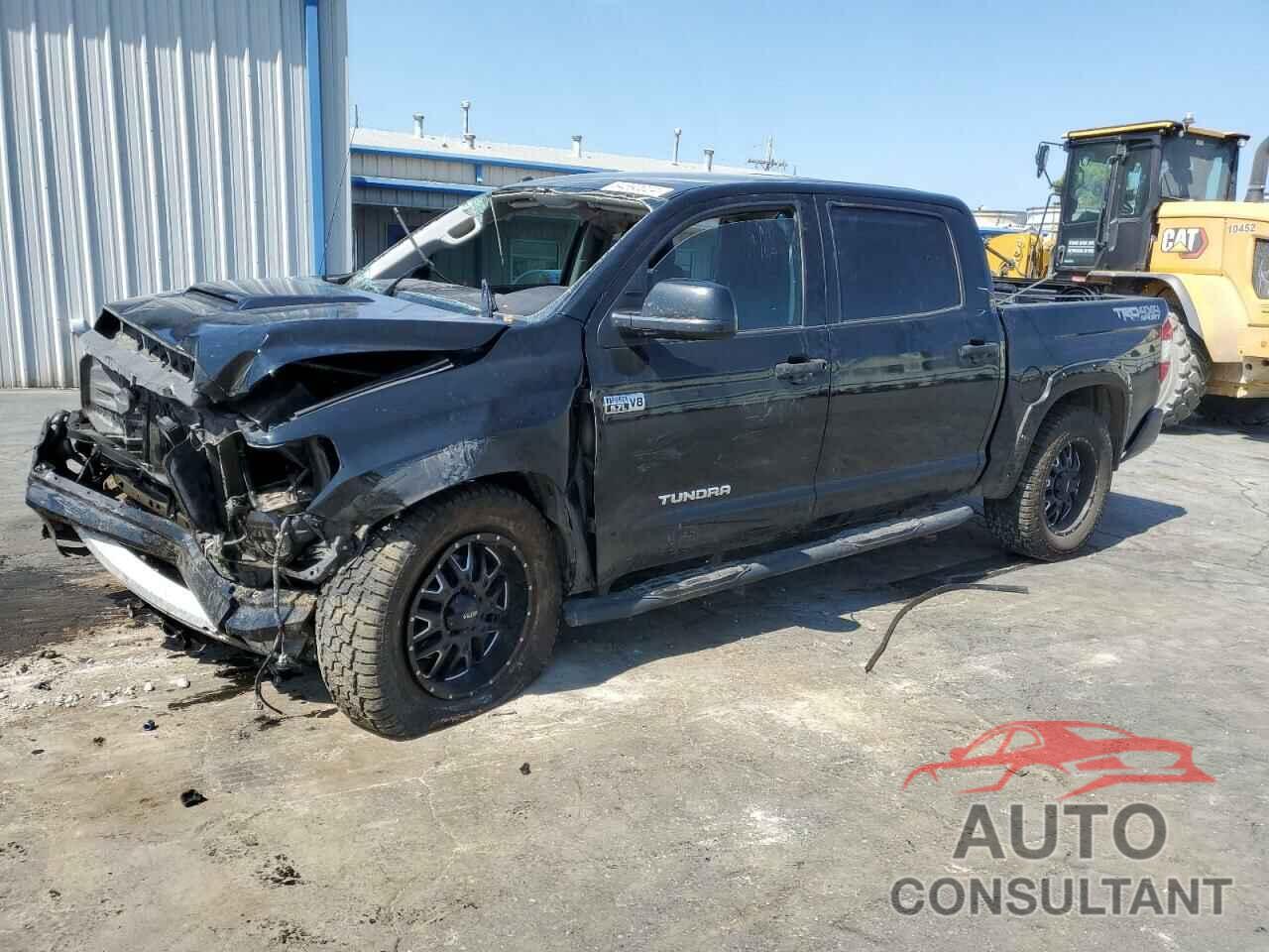 TOYOTA TUNDRA 2019 - 5TFDW5F1XKX798465