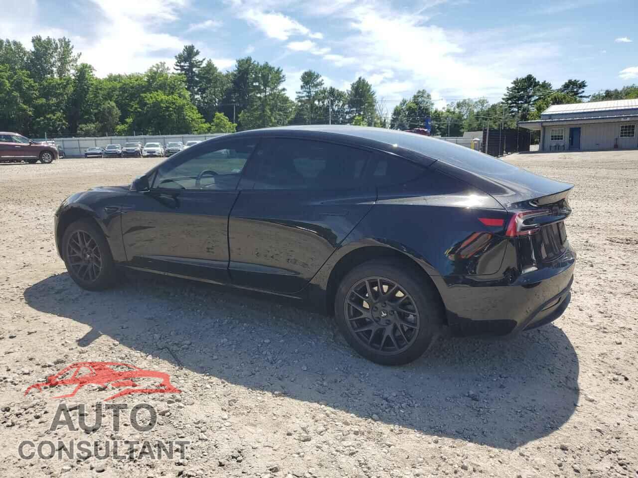 TESLA MODEL 3 2024 - 5YJ3E1EA6RF773883