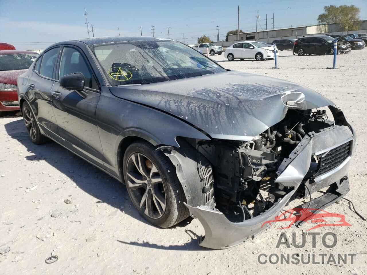 VOLVO S60 2019 - 7JRA22TM4KG013676