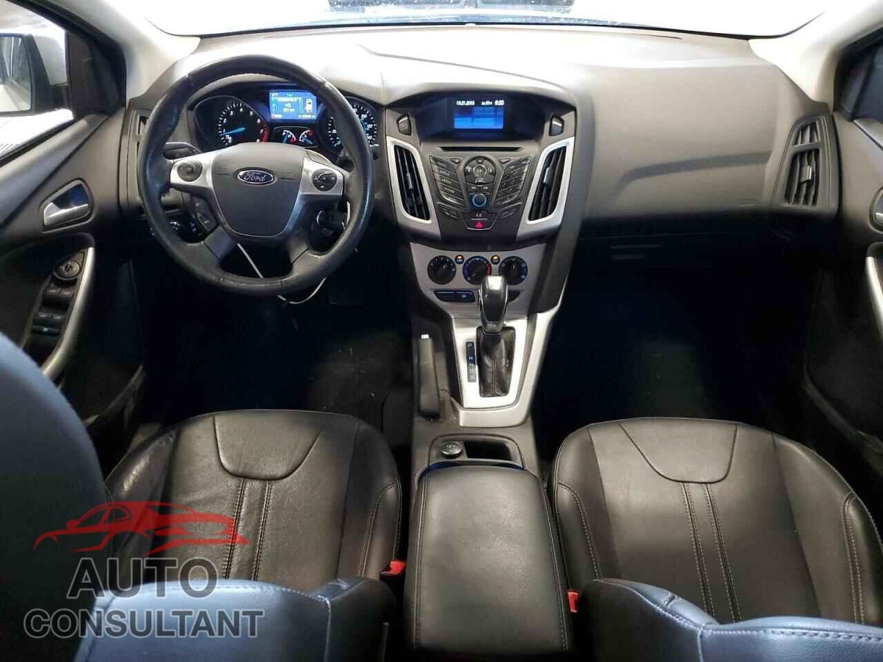 FORD FOCUS 2014 - 1FADP3F22EL209727
